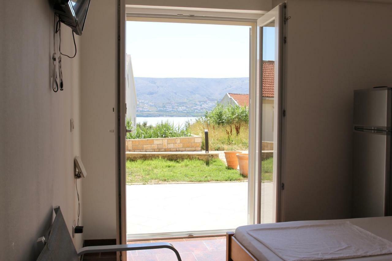 Apartmani Subasic Pag Town Eksteriør bilde